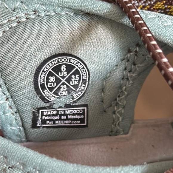Keen Women's 6 Brown and Green Outdoor Sandals - Picture 6 of 6